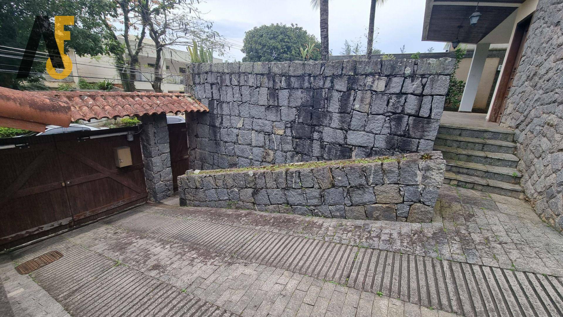 Casa de Condomínio à venda com 6 quartos, 391m² - Foto 5