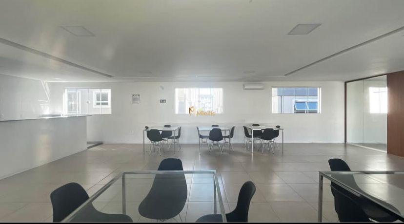 Apartamento à venda com 2 quartos, 40m² - Foto 13