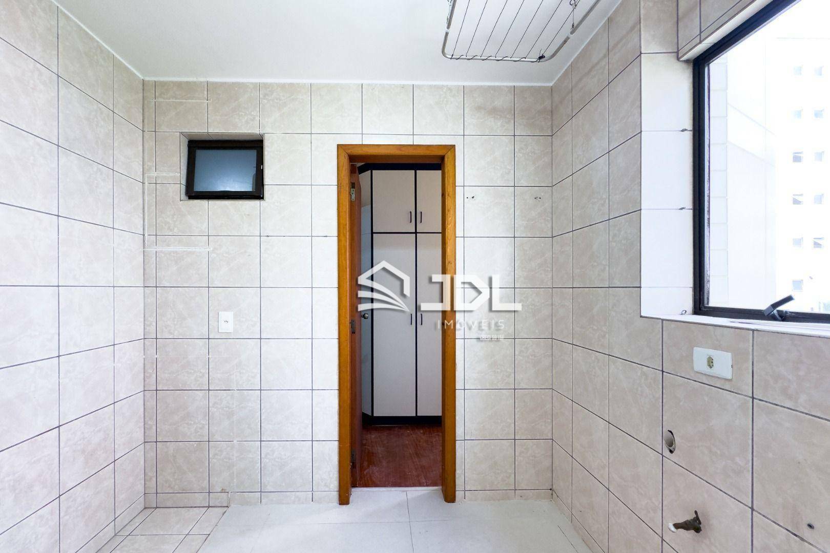 Apartamento à venda com 3 quartos, 118m² - Foto 11