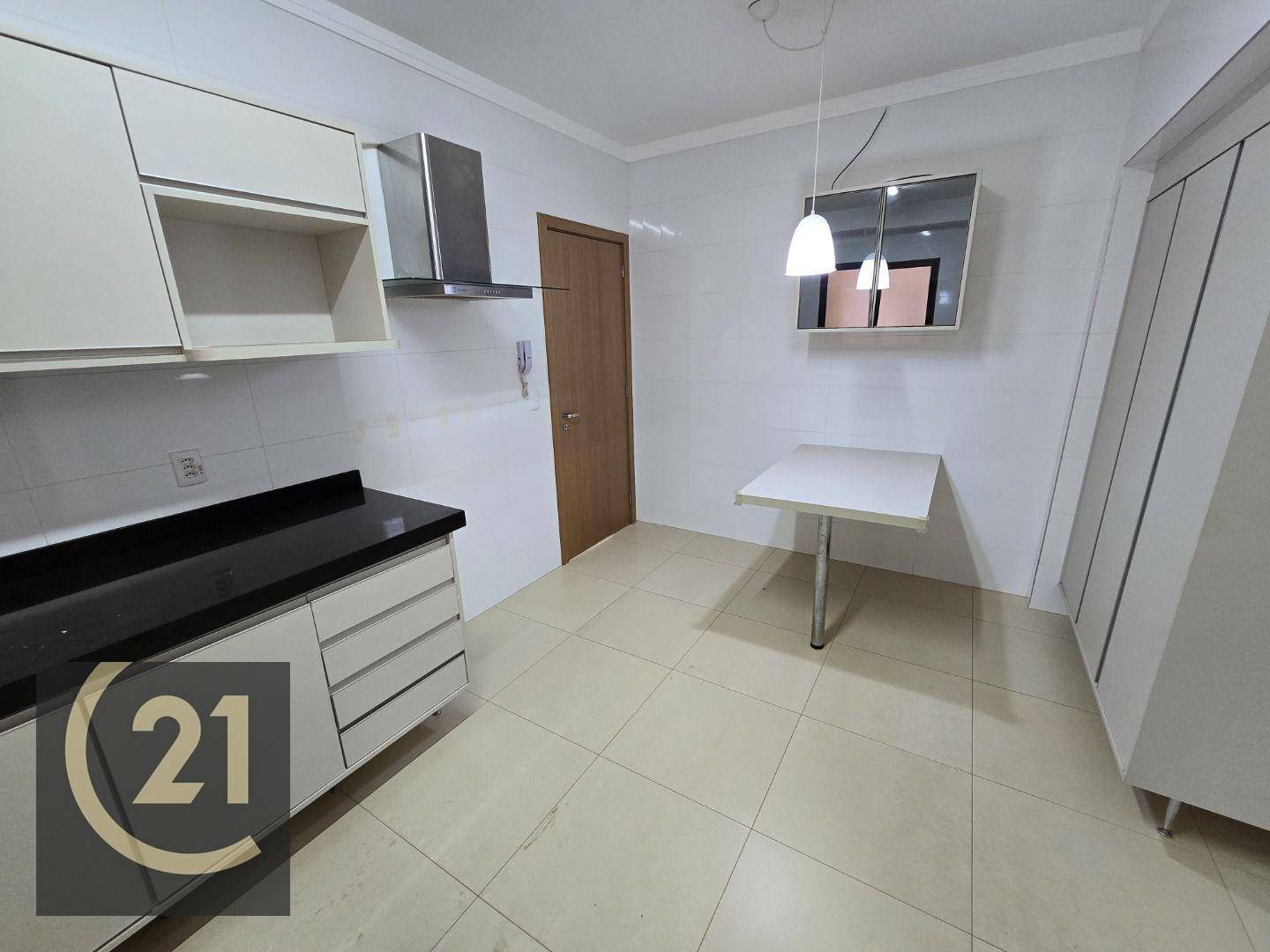 Apartamento à venda com 3 quartos, 168m² - Foto 14