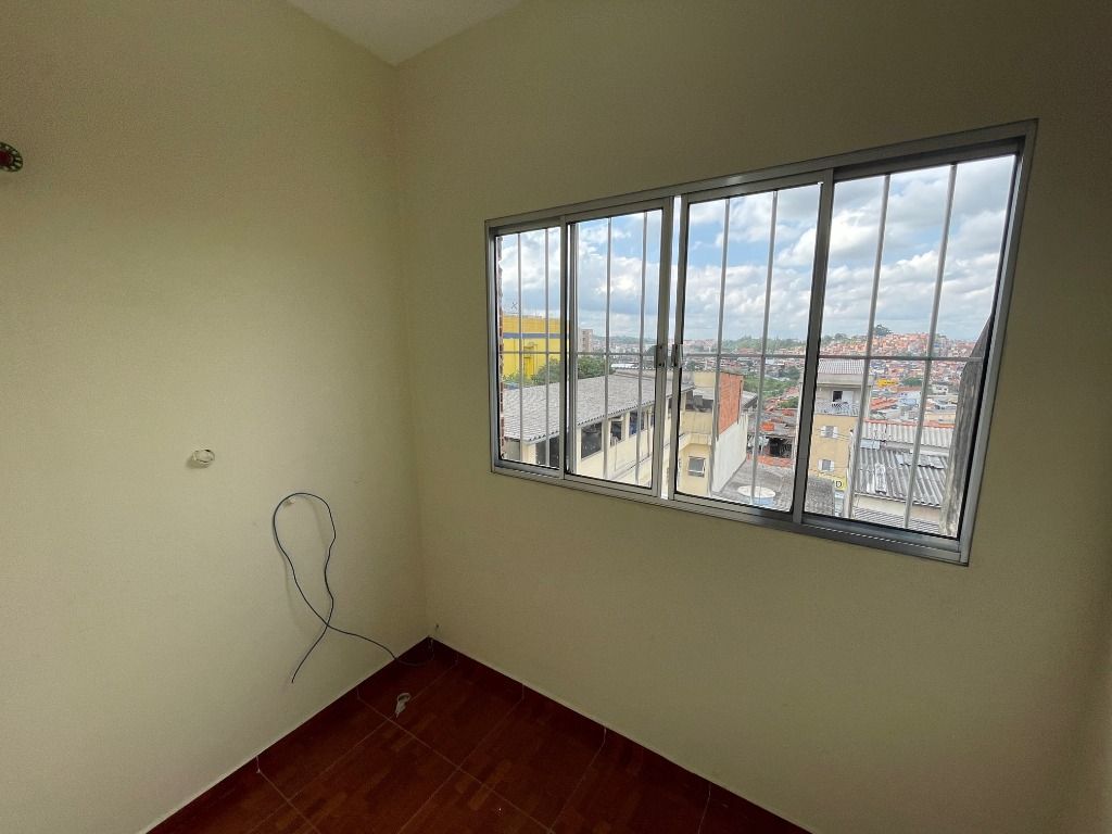 Casa à venda com 2 quartos, 90m² - Foto 7