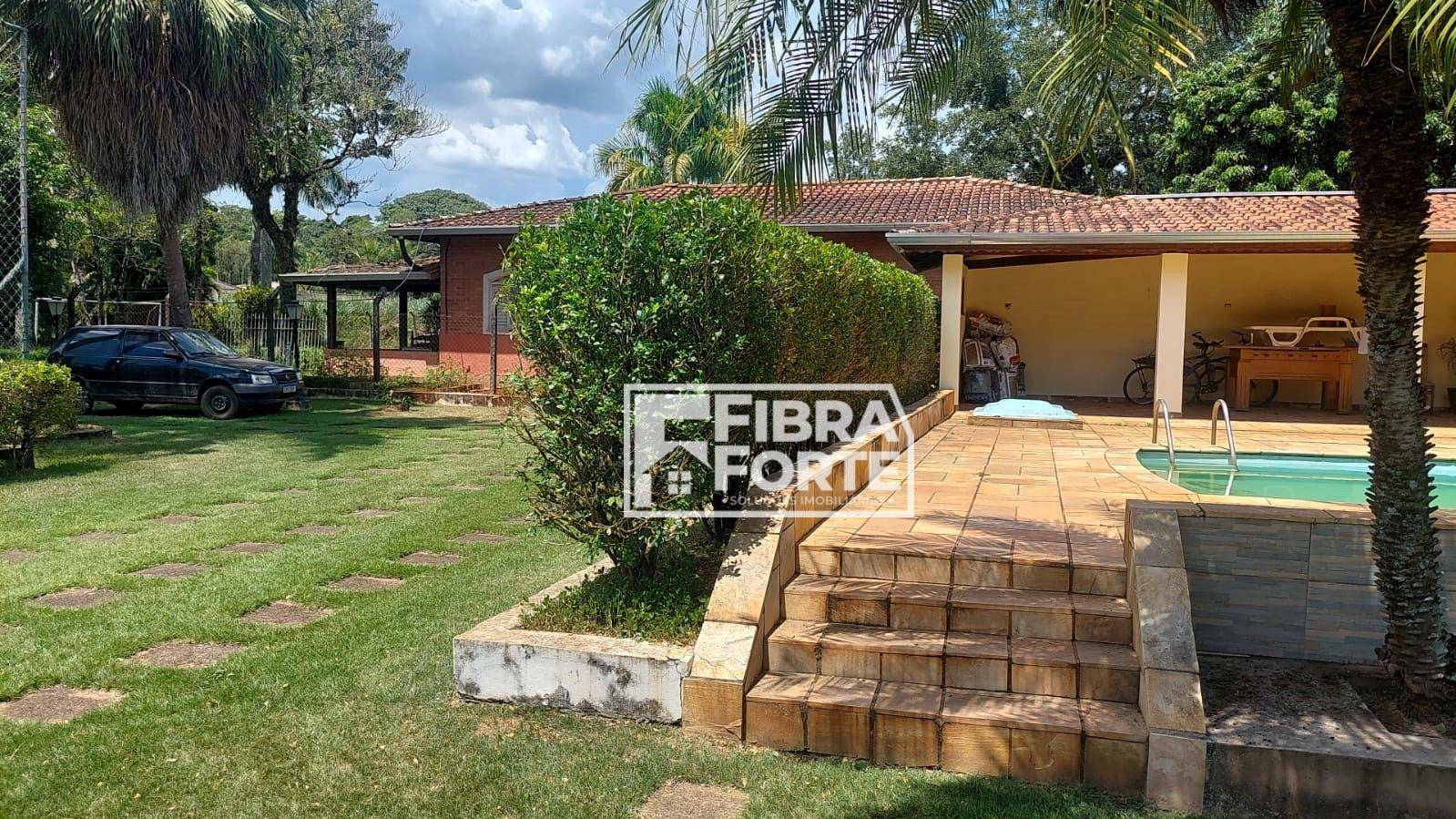 Chácara à venda com 3 quartos, 168m² - Foto 6