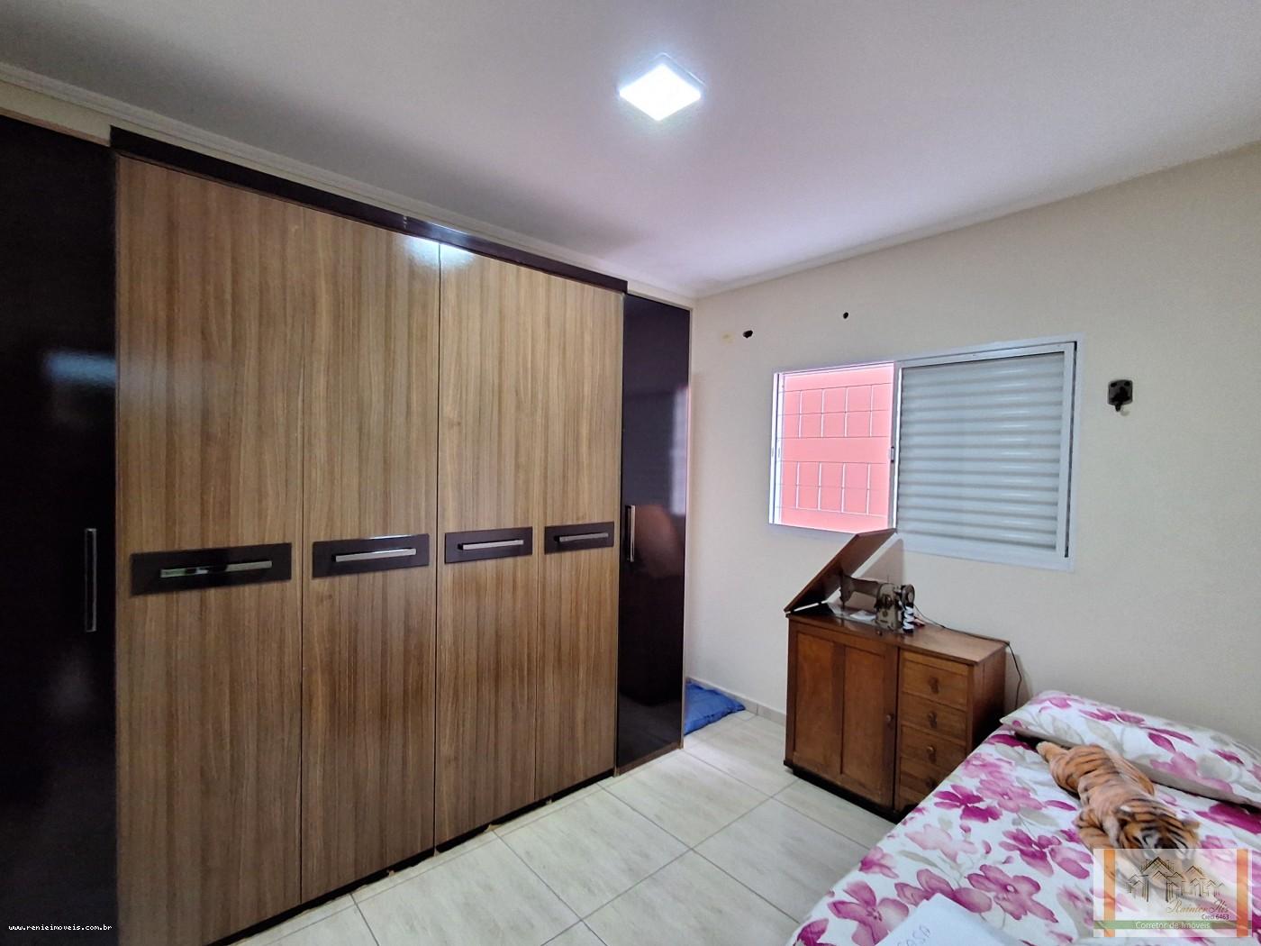 Casa para alugar com 3 quartos, 360m² - Foto 10