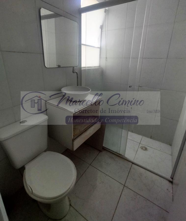 Apartamento à venda com 2 quartos, 65m² - Foto 18