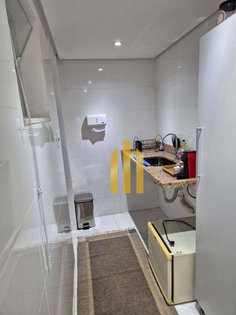 Sobrado para alugar com 3 quartos, 550m² - Foto 56