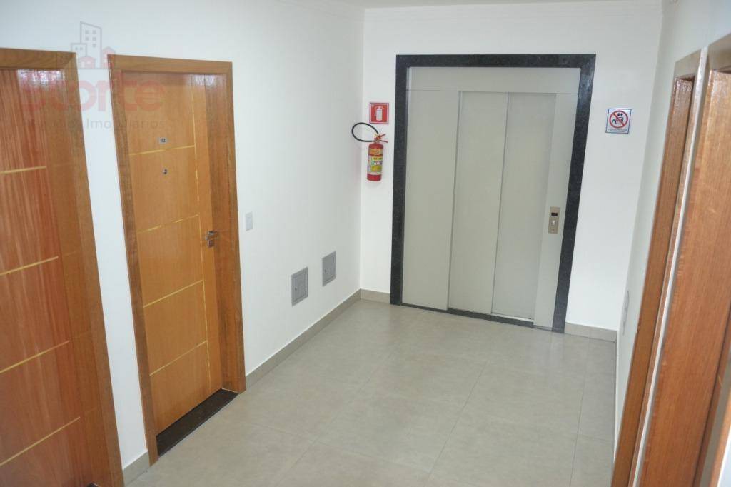 Apartamento à venda com 2 quartos, 60m² - Foto 14