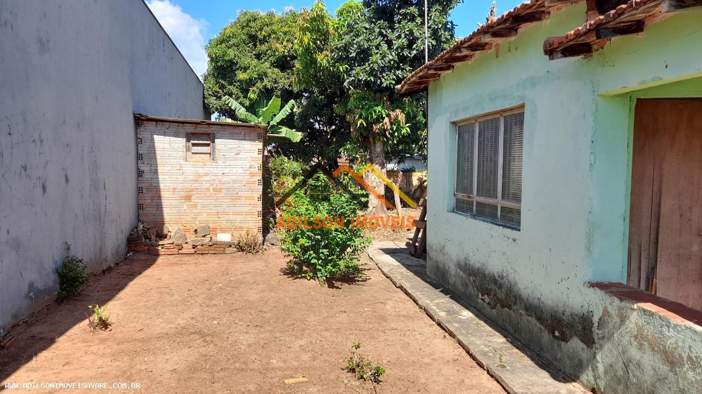 Casa à venda com 1 quarto, 300m² - Foto 2