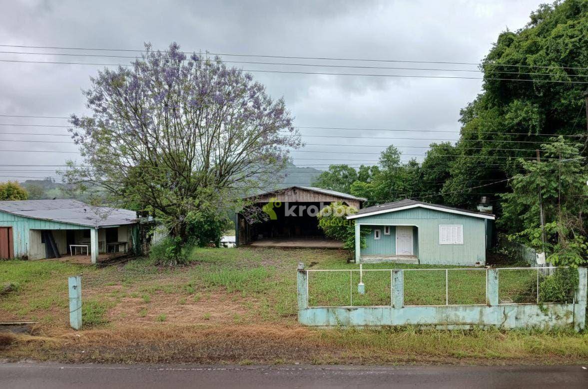 Chácara, 4 quartos, 2139 m² - Foto 1