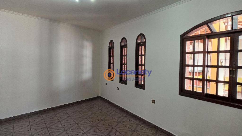 Sobrado à venda com 3 quartos, 224m² - Foto 8