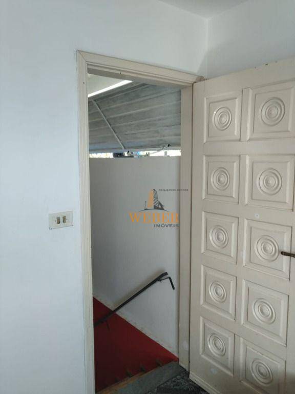 Sobrado à venda com 5 quartos, 160m² - Foto 4