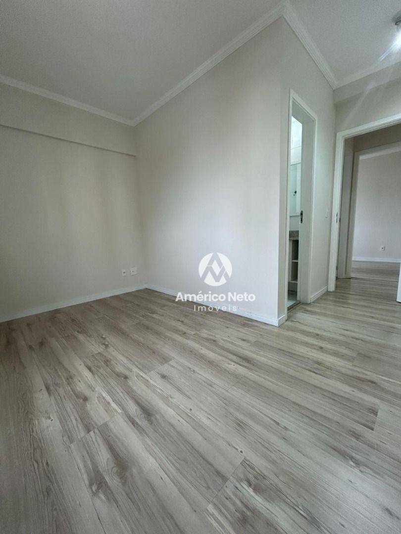 Apartamento para alugar com 2 quartos, 60m² - Foto 10