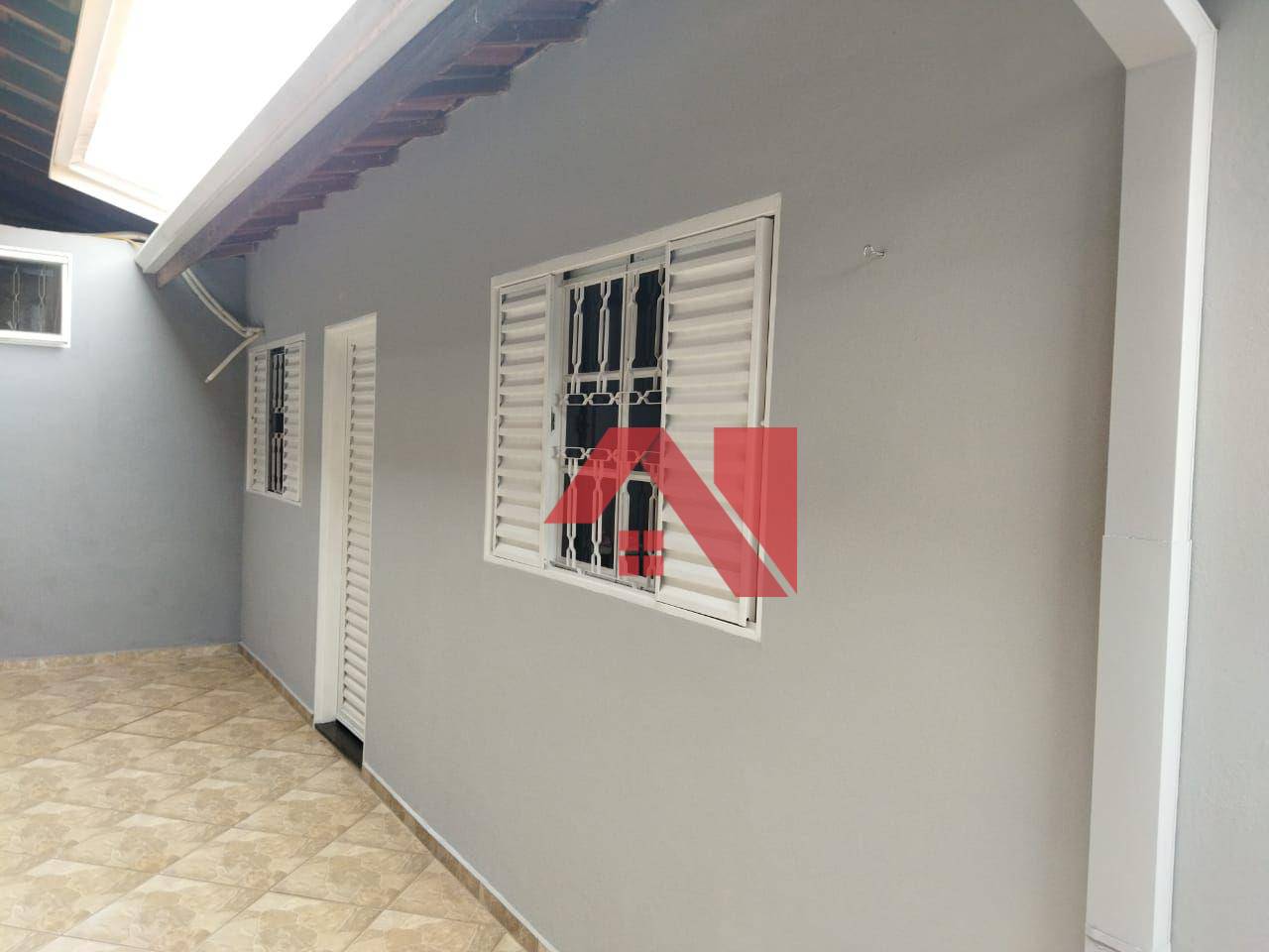 Casa de Condomínio à venda com 3 quartos, 182m² - Foto 2