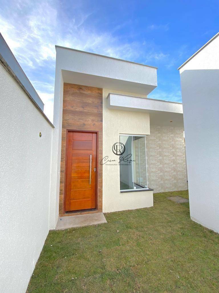 Casa à venda com 2 quartos, 72m² - Foto 2