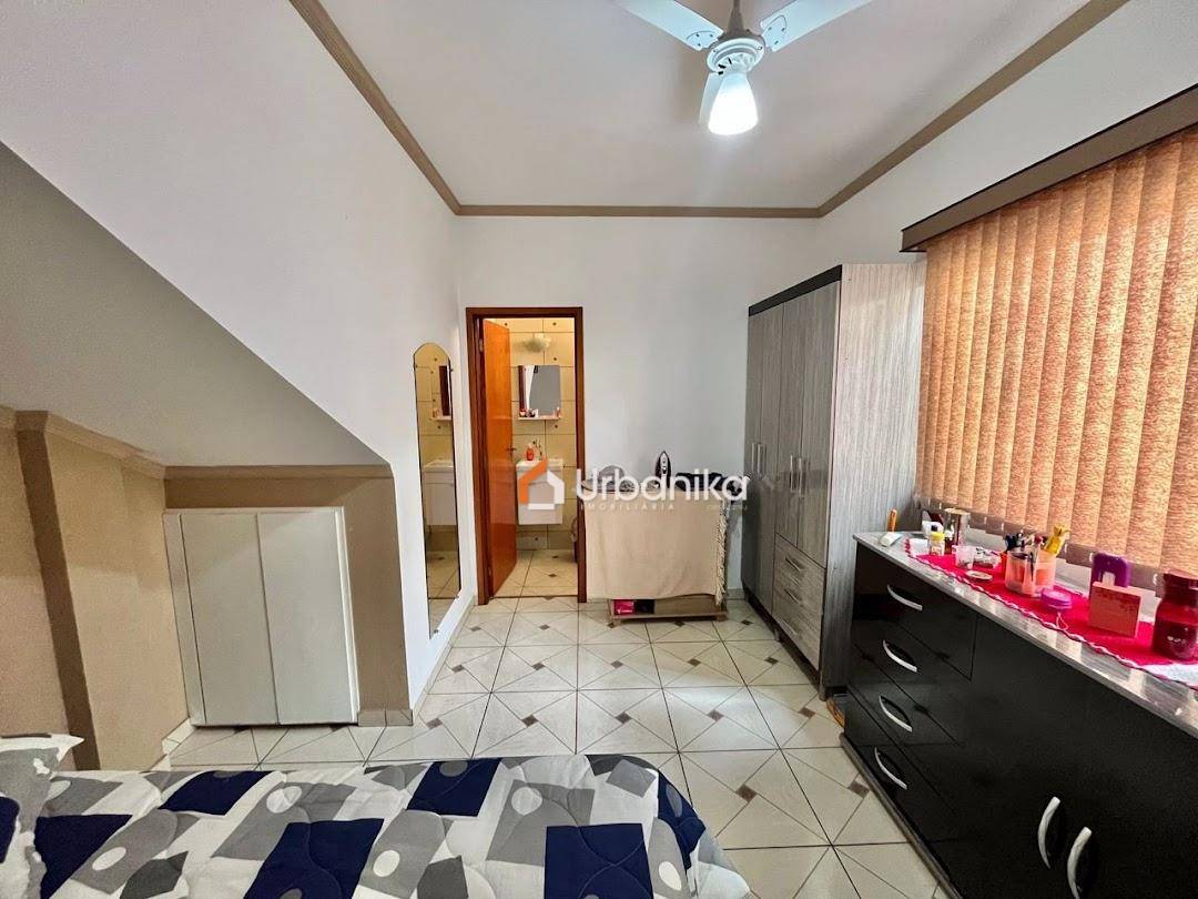 Sobrado, 3 quartos, 192 m² - Foto 13