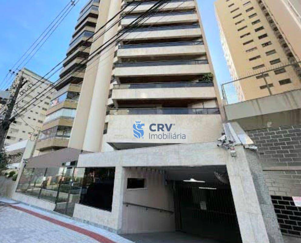 Apartamento à venda com 3 quartos, 298m² - Foto 1