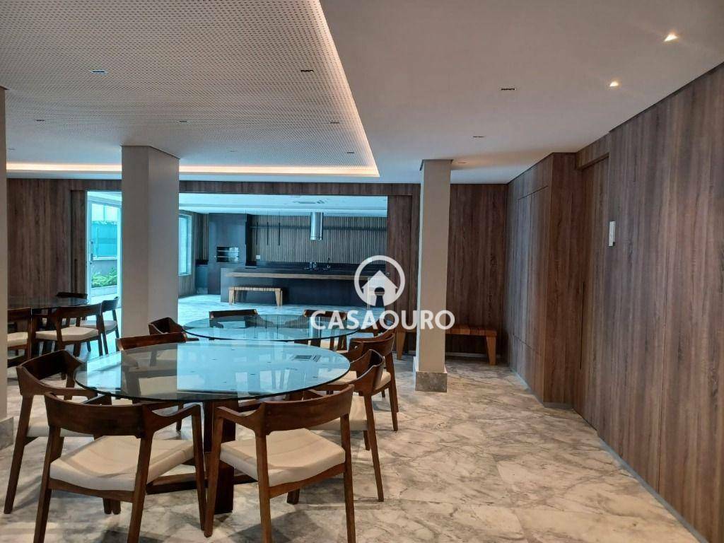 Apartamento à venda com 4 quartos, 217m² - Foto 35