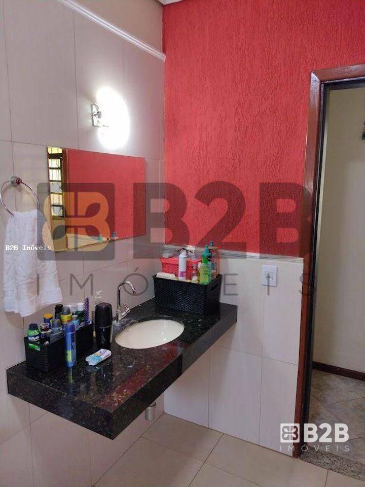 Casa à venda com 3 quartos, 156m² - Foto 13
