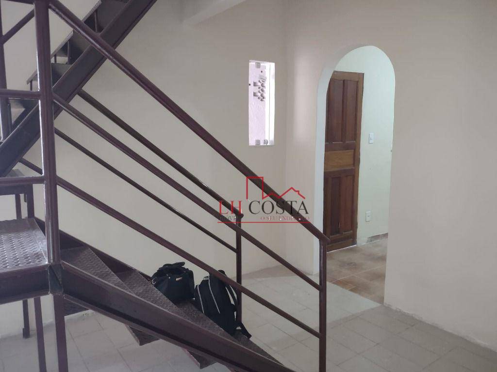 Casa à venda com 3 quartos, 148m² - Foto 12