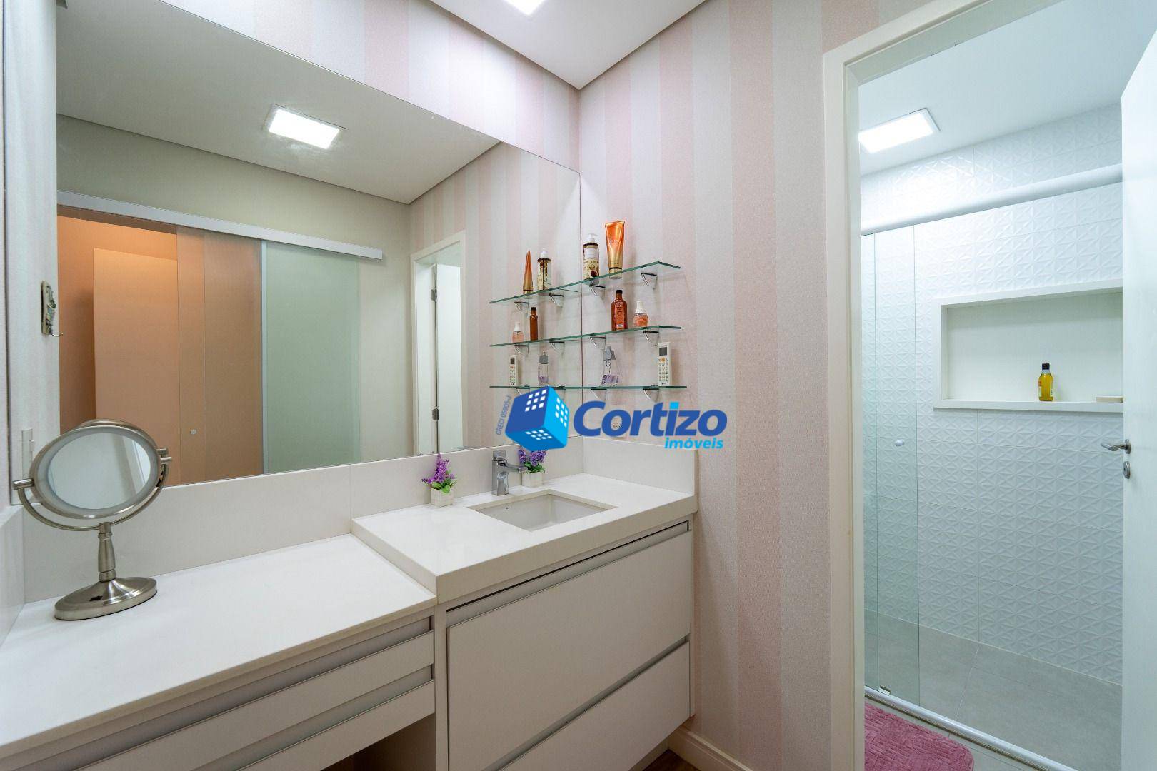 Apartamento à venda com 3 quartos, 271m² - Foto 43