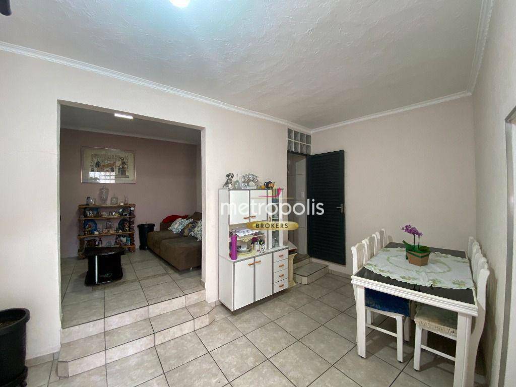 Sobrado à venda com 3 quartos, 193m² - Foto 1