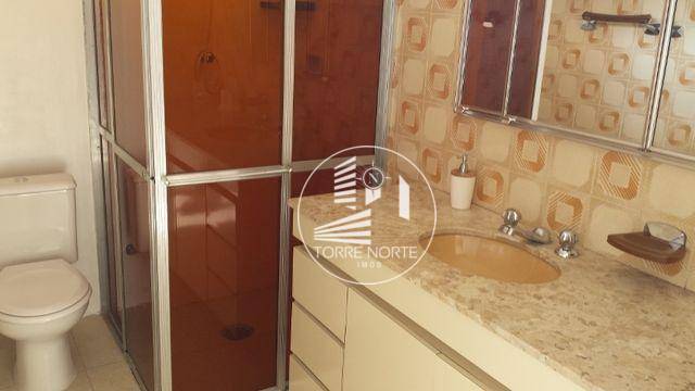 Casa à venda com 4 quartos, 212M2 - Foto 11