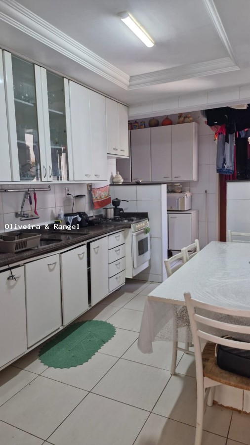 Apartamento para alugar com 4 quartos, 130m² - Foto 12