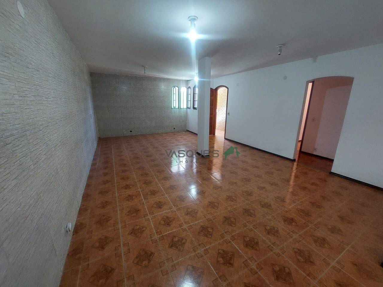 Casa para alugar com 4 quartos, 110m² - Foto 4