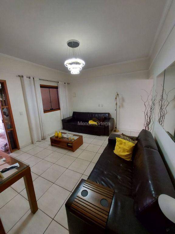 Casa à venda com 3 quartos, 158m² - Foto 5