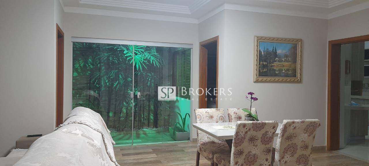 Chácara, 3 quartos, 1012 m² - Foto 5