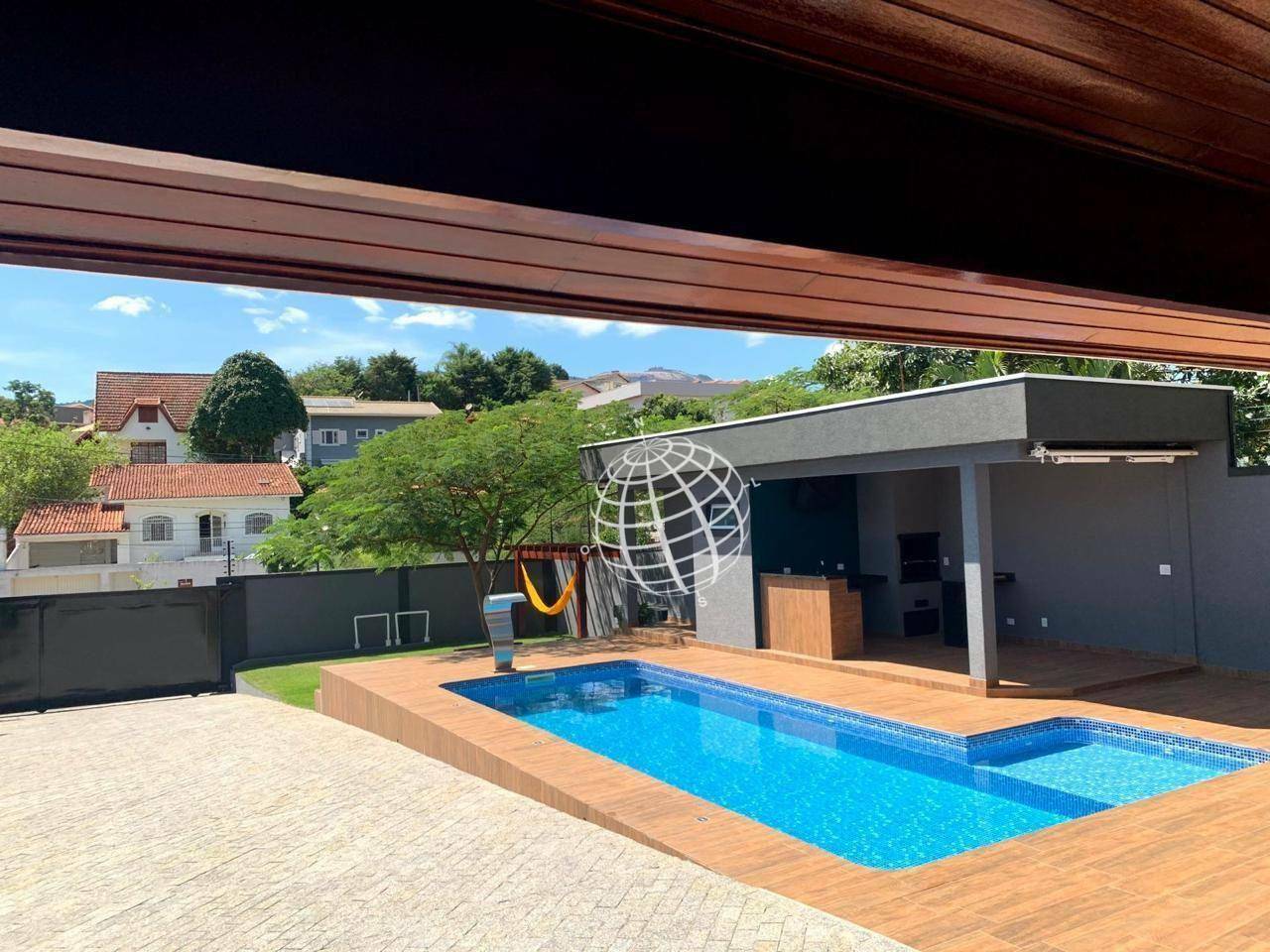 Casa à venda com 3 quartos, 250m² - Foto 8