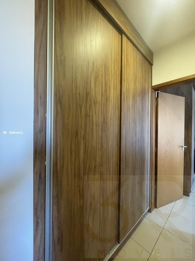 Apartamento para alugar com 3 quartos, 119m² - Foto 22