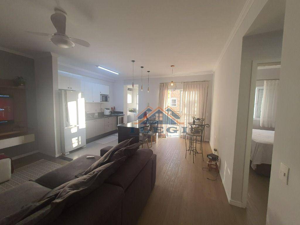 Apartamento para alugar com 2 quartos, 74m² - Foto 2