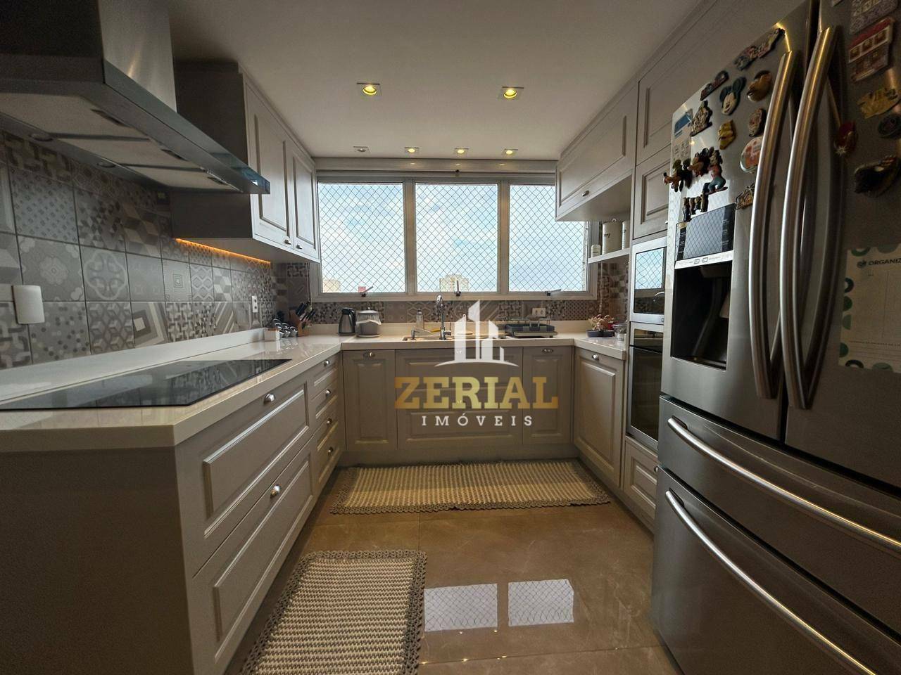 Apartamento para alugar com 4 quartos, 264m² - Foto 21