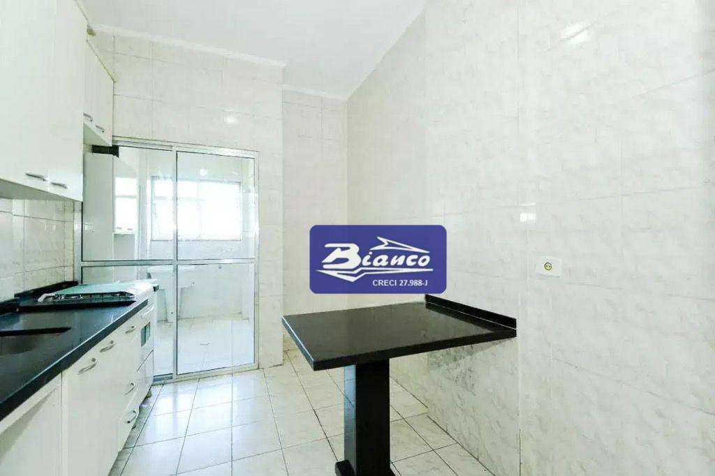 Apartamento à venda com 3 quartos, 80m² - Foto 22