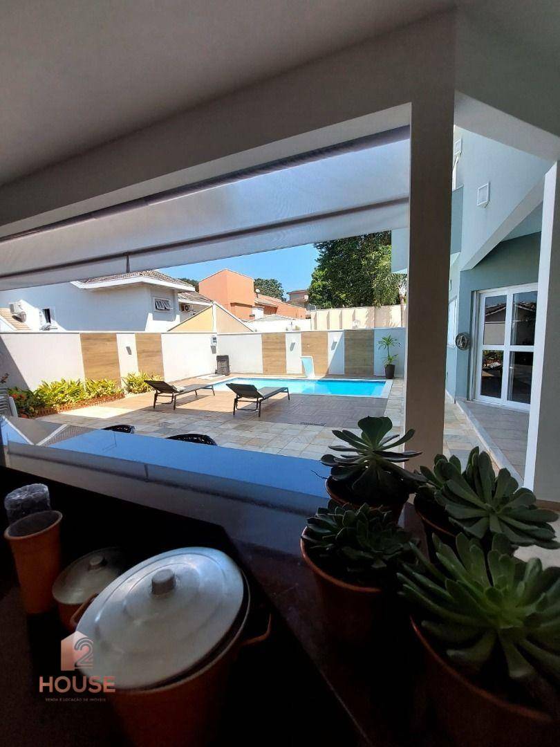 Casa de Condomínio à venda com 3 quartos, 300m² - Foto 11