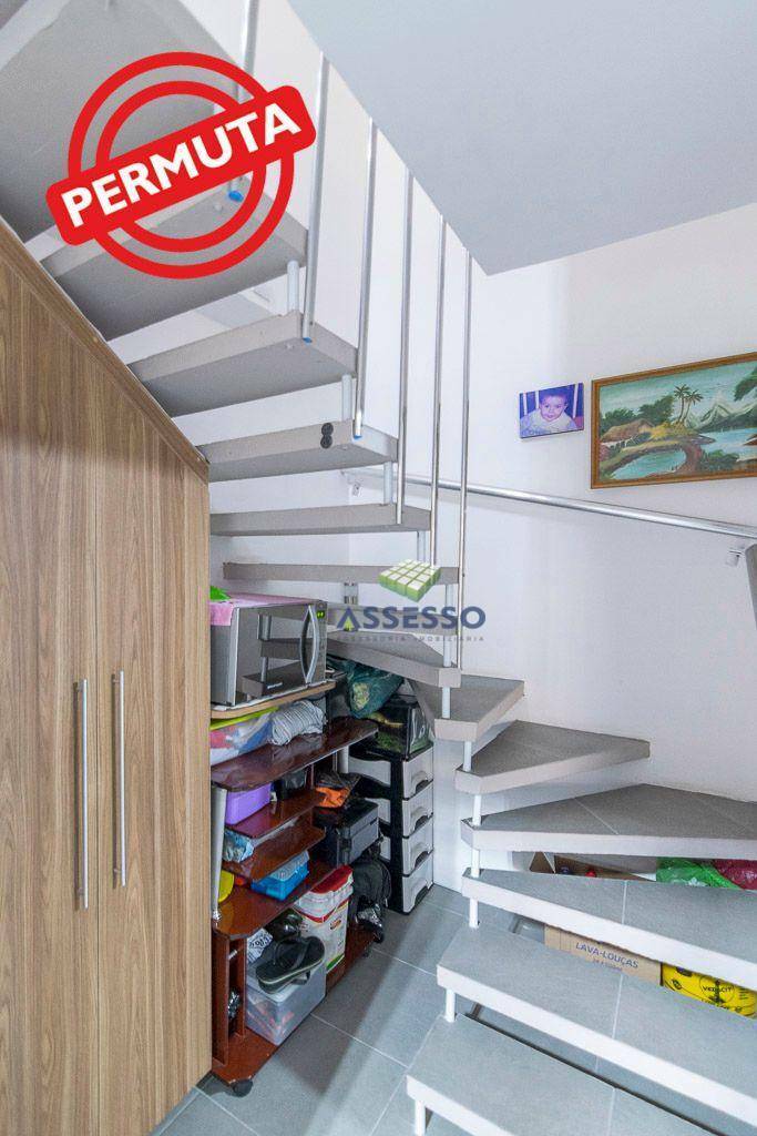 Casa à venda com 3 quartos, 226m² - Foto 19