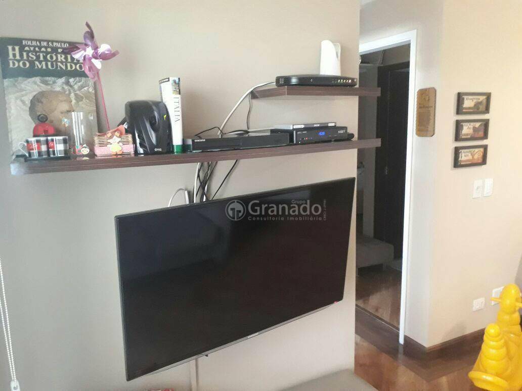 Apartamento à venda com 2 quartos, 64m² - Foto 25