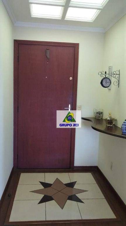 Apartamento à venda com 3 quartos, 115m² - Foto 10