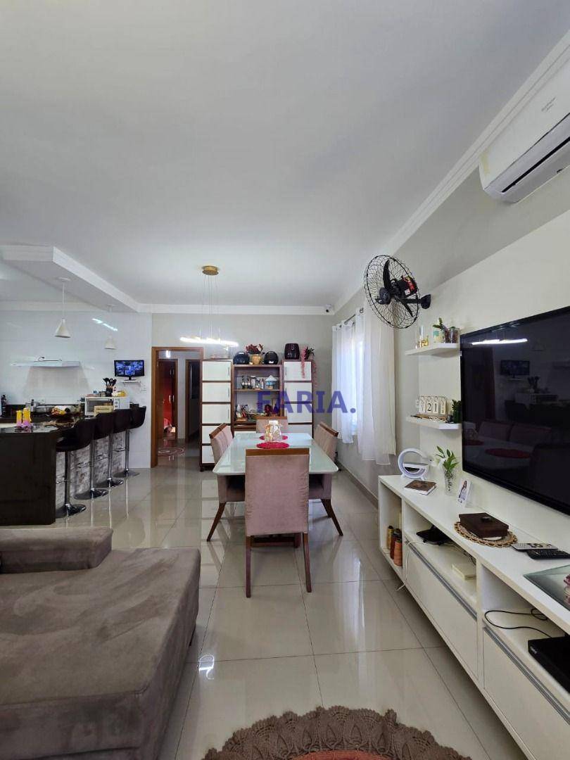 Casa, 4 quartos, 289 m² - Foto 4