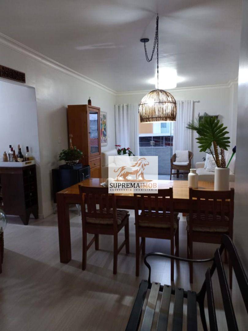 Apartamento à venda com 3 quartos, 126m² - Foto 1