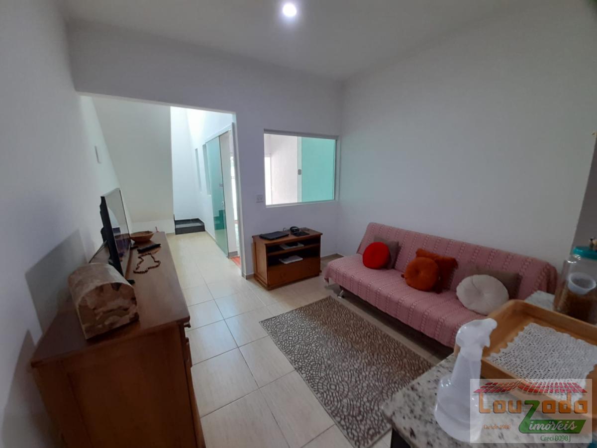 Sobrado à venda com 2 quartos, 125m² - Foto 2