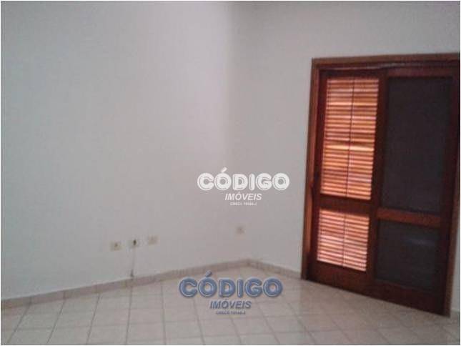 Sobrado à venda com 3 quartos, 320m² - Foto 19