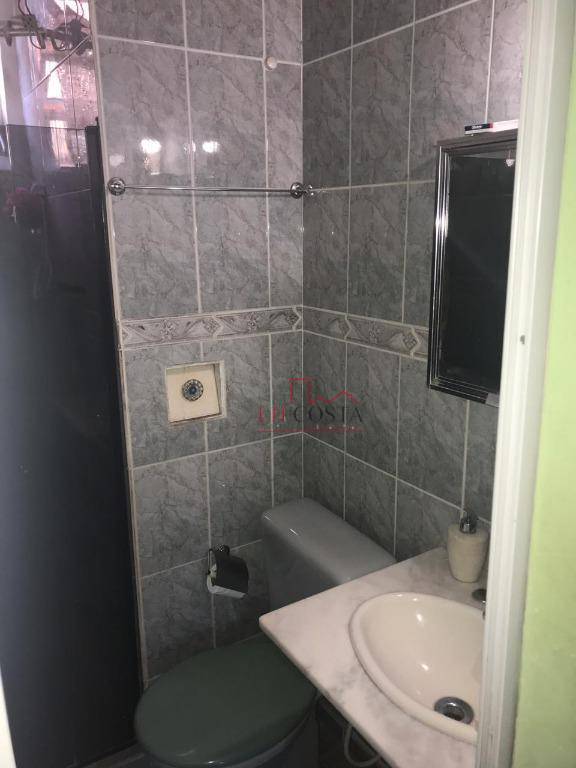 Apartamento à venda com 2 quartos, 56m² - Foto 11