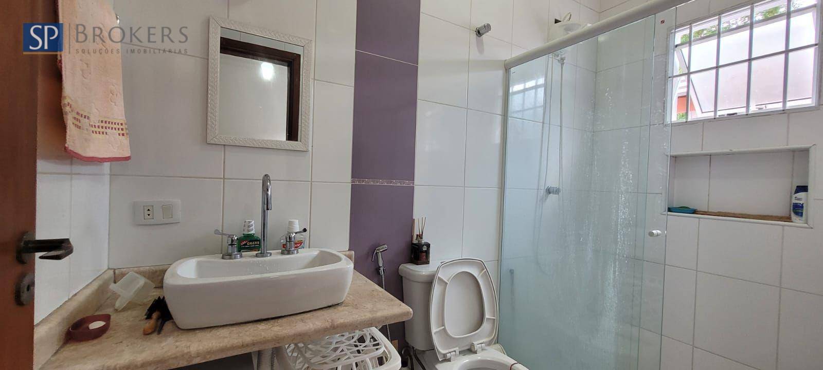 Casa à venda com 3 quartos, 225m² - Foto 15