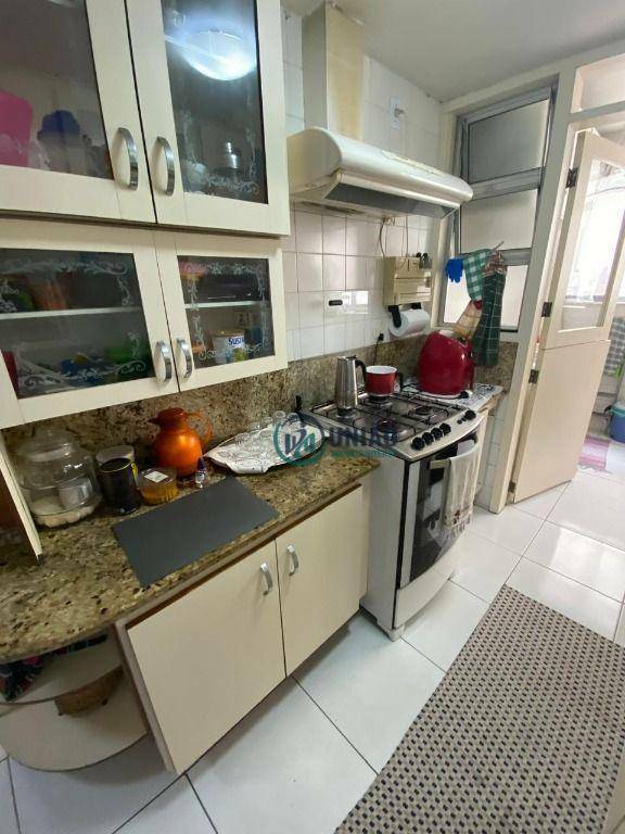 Apartamento à venda com 3 quartos, 135m² - Foto 23