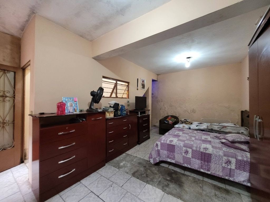 Casa à venda com 1 quarto, 154m² - Foto 17