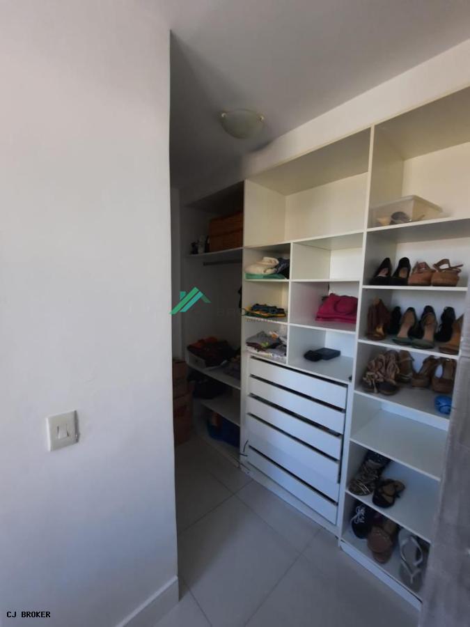 Casa à venda com 3 quartos, 420m² - Foto 3