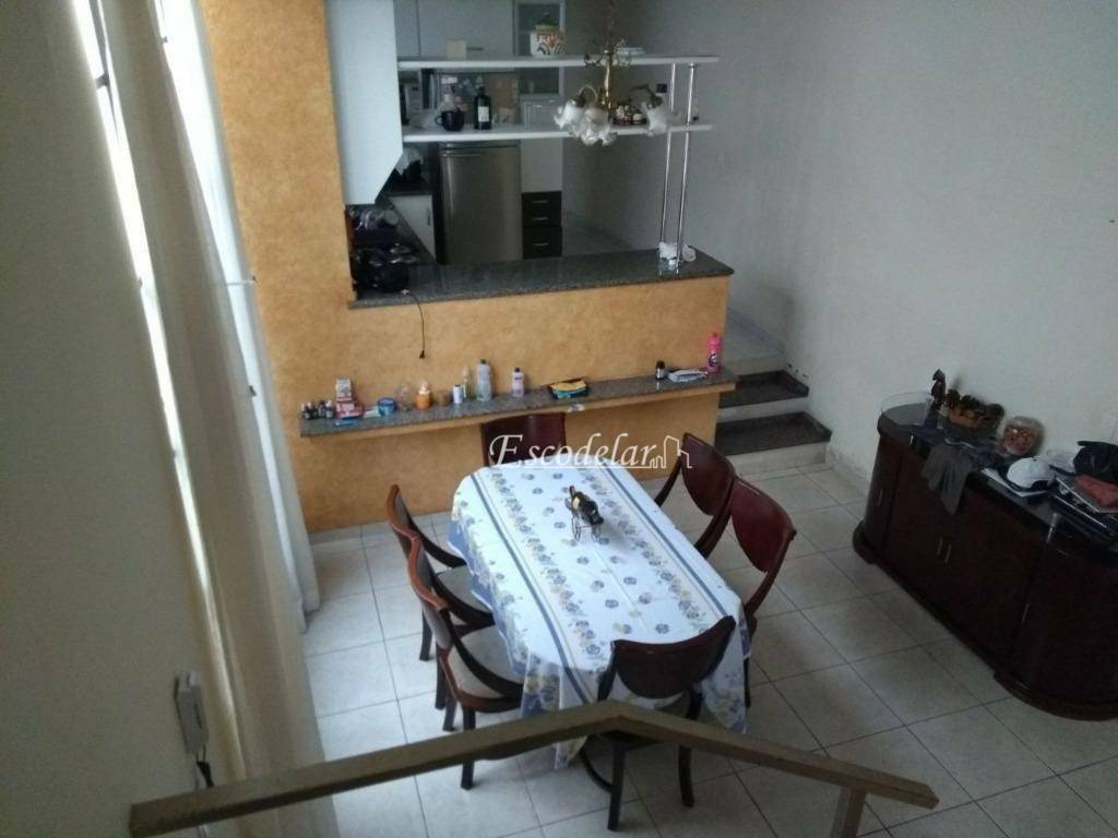 Sobrado à venda com 4 quartos, 200m² - Foto 4