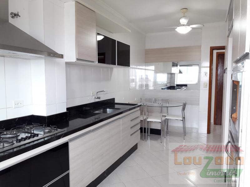 Apartamento à venda com 2 quartos, 142m² - Foto 1