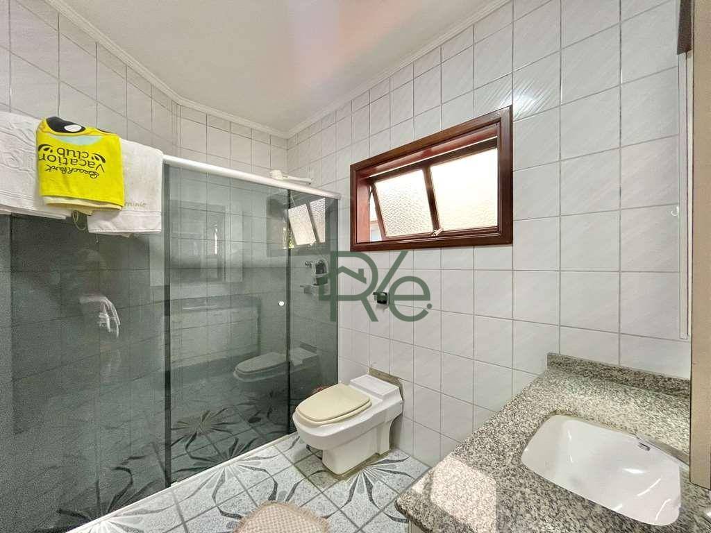 Casa de Condomínio à venda com 4 quartos, 350m² - Foto 21